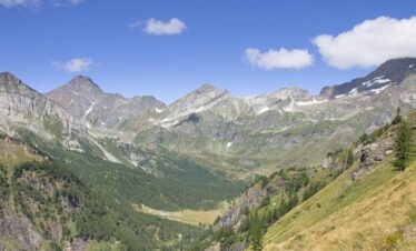 North Piedmont trekking